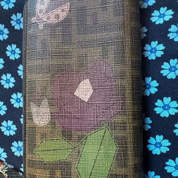 Fendi Floral and Ladybug Patterned Women's Zippy - Picture 9 of 10